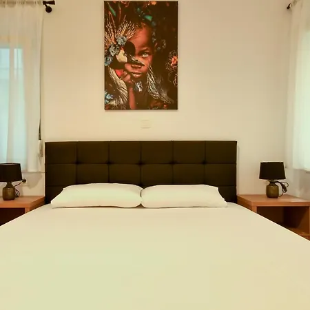 Center Comfortable *