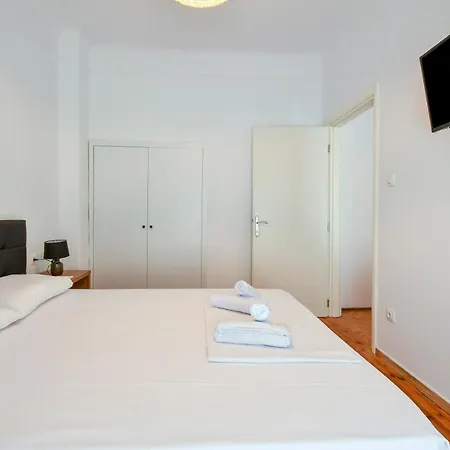 Center Comfortable * Θεσσαλονίκη